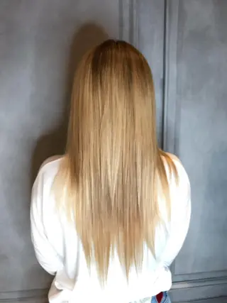 ロング カラー 乾かすだけで艶髪酸性 ストレート髙橋悠耶のヘアスタイル