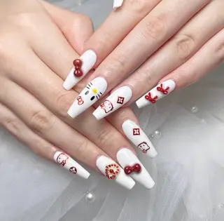 セミロング Pio Mielのネイルデザイン