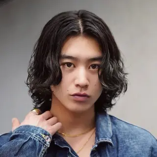 ロング パーマ ヘアアレンジ メンズ fifth 石川 凪のヘアスタイル