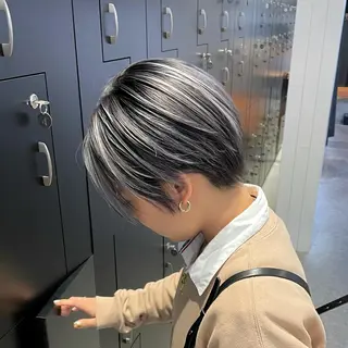 ショート カラー パーマ ヘアアレンジ メンズ キッズ ネイル マツエク・マツパ 🧸ハイトーン🧸 ゆっきー🧸のヘアスタイル