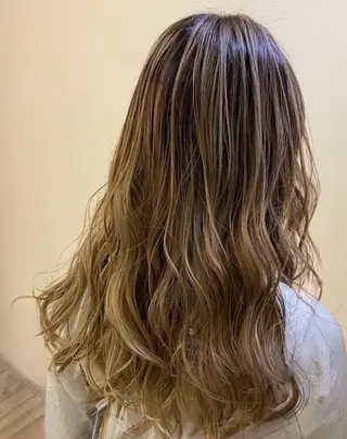 ロング newi天王寺🍏 KEIKO🍏のヘアスタイル