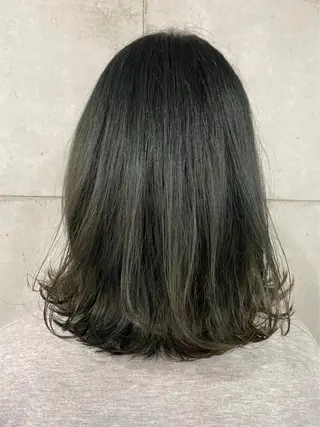 ミディアム カラー パーマ ヘアアレンジ メンズ キッズ ネイル マツエク・マツパ 女性専用サロン梅田 髪質改善カラーakiのヘアスタイル