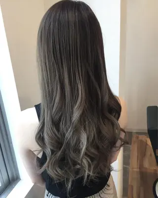 ロング cecilhair 福岡天神店のヘアスタイル