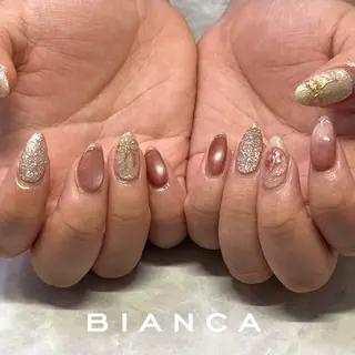 ネイル Bianca‎🤍 WATANABEのネイルデザイン