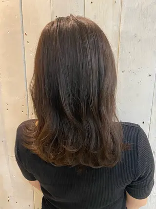 ミディアム ストレート🌹カラー お任せを🌈bucoのヘアスタイル