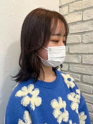 ミディアム CHIC 岩下真衣のヘアスタイル