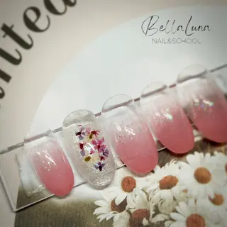 ネイル BellaLuna NAILのネイルデザイン