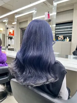 ミディアム ❤︎ワンホンガーリー なハイトーンヘア❤︎のヘアスタイル