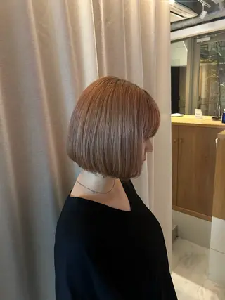 ショート カラー PELEハイトーン shinobuのヘアスタイル