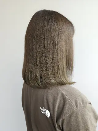 ミディアム カラー 成瀬 弘光のヘアスタイル