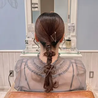 ロング ヘアアレンジ ヘアアレンジ🪿イデ ミユウ🪿のヘアスタイル