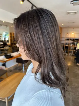 ミディアム カラー レイヤー/ナチュラル 💐nao.のヘアスタイル