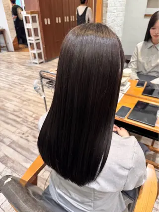 ミディアム 角田 成李のヘアスタイル