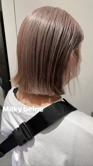 ショート カラー ヘアアレンジ ミニボブ/ブリーチ 🌈MISATOのヘアスタイル