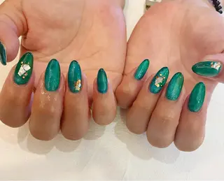 ロング カラー ネイル Nailsalon Calmeのネイルデザイン