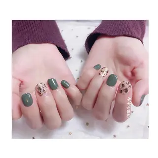 ショート ネイル 👑enen style👑のネイルデザイン