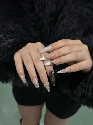 ネイル Nailist Amiのネイルデザイン