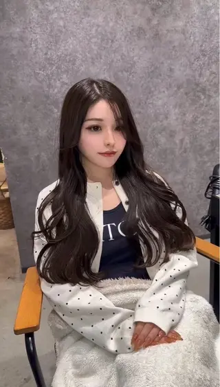 ロング カラー 韓国レイヤーカット 透明感カラー冨田那樹のヘアスタイル