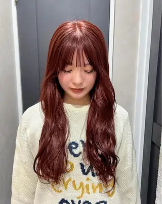 ロング カラー カットパーマ3000 円/水曜日モデルのヘアスタイル