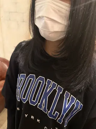 セミロング 美濃 咲穂のヘアスタイル