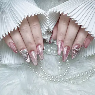 ネイル Ugirl Nail Pinpin🤍のネイルデザイン