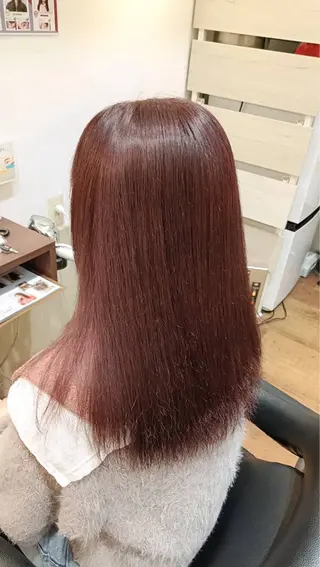 カラー MOLLA鳳/ Amiのヘアスタイル