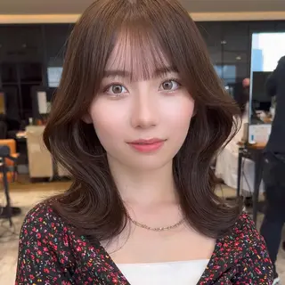 ミディアム カラー ヘアアレンジ 骨格別小顔カット/ 顔周りカット/金井のヘアスタイル