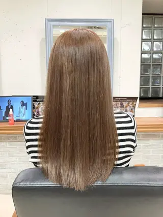 ロング パーマ 透明感カラー🎀／ 寒色カラー／マツエクのヘアスタイル