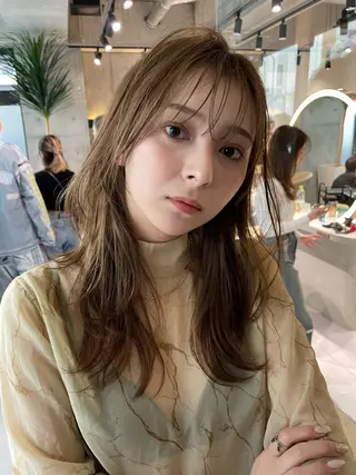 セミロング カラー 🌟透明感カラー× 小顔カット いっせいのヘアスタイル