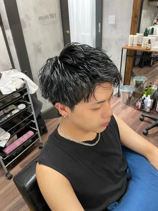 パーマ メンズ Lull1人美容室 バレイヤージュのヘアスタイル