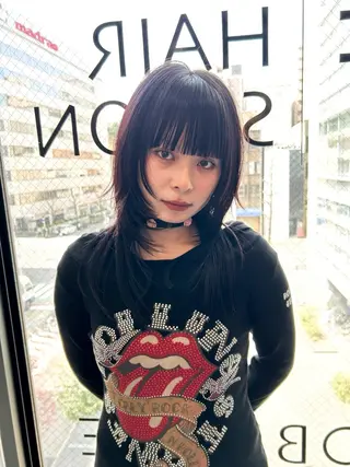 ミディアム ウルフ/レイヤー /suzuhaのヘアスタイル