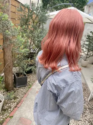 カラー 大山 茶子のヘアスタイル