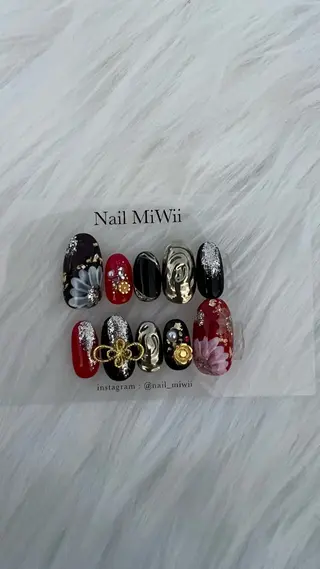 ネイル 𝐧𝐚𝐢𝐥 𝐌𝐢𝐖𝐢𝐢のネイルデザイン