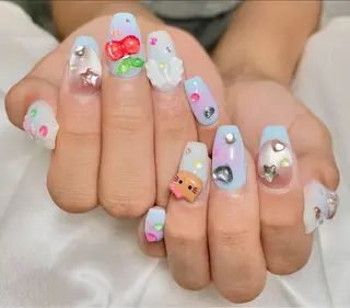 ネイル アヤメネイル 最新チップスカルプのネイルデザイン