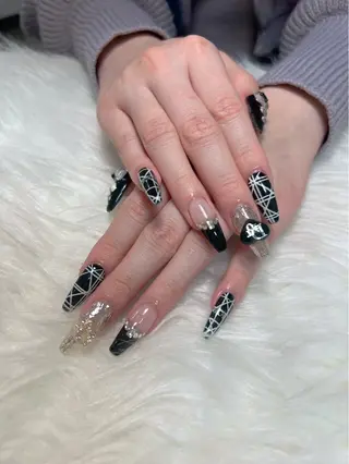 ネイル C ✨Mのネイルデザイン