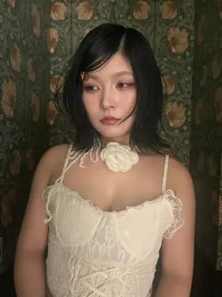ミディアム 田中 里奈のヘアスタイル