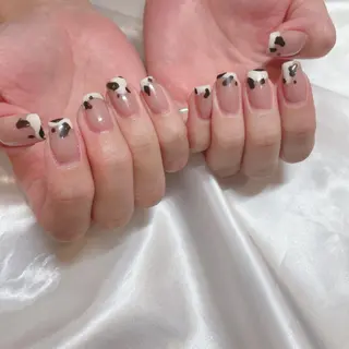 ミディアム ネイル 金子 彩海のネイルデザイン