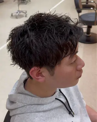 ショート 岡本 拡夢のヘアスタイル