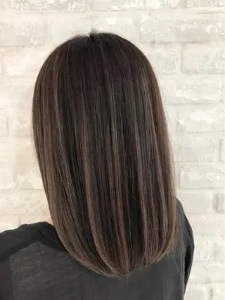 ミディアム 白井 秀太郎のヘアスタイル
