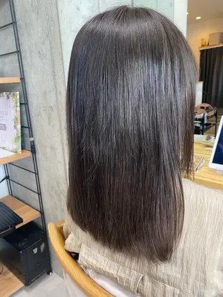 ミディアム カラー 似合う髪型が 分からない方へのヘアスタイル