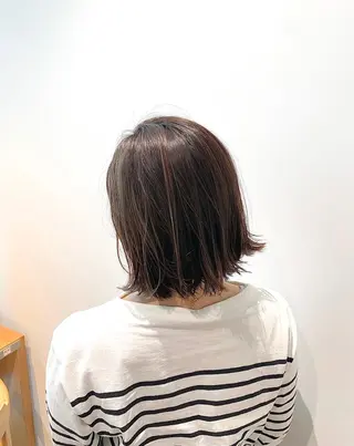 ショート カラー 髪と心を整える美容師 透明感カラー/ボブのヘアスタイル