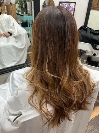 ロング 紙屋 隼人のヘアスタイル