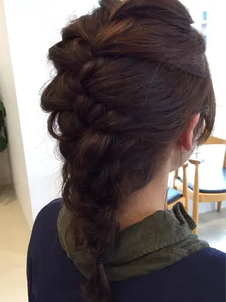 セミロング カラー パーマ ヘアアレンジ メンズ キッズ ネイル マツエク・マツパ ひがし さゆりのヘアスタイル