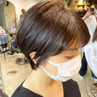 ショート カラー 🌷レイヤーカット/ フルキシオリ🌷のヘアスタイル