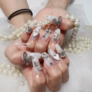 ネイル 💎CC・NaNa 韓国風ネイル🌙Cのネイルデザイン