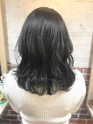 ロング レイヤーカット/ 根本瑠実のヘアスタイル