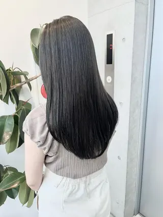 ロング カラー パーマ ヘアアレンジ 透明感/オリーブ/ グレージュ/YUKAのヘアスタイル