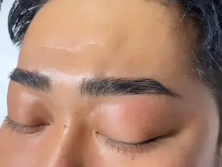 メンズ アイブロウ EYES YUNのマツエク・マツパデザイン