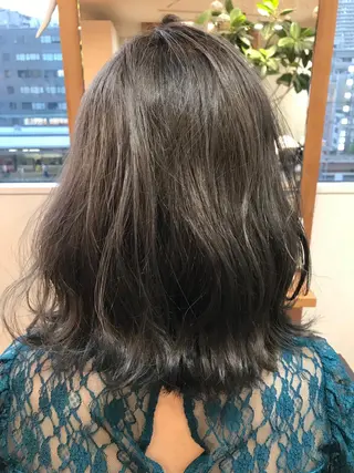 ミディアム カラー 松本 俊樹のヘアスタイル