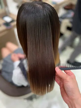 ロング 指原 仁のヘアスタイル